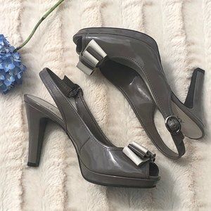 Anne Klein gray peep-toe pumps with bow size 6.5